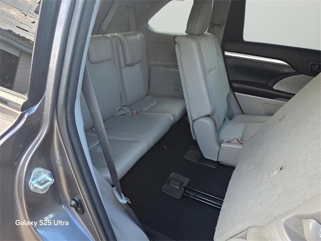 used 2017 Toyota Highlander car, priced at $19,881
