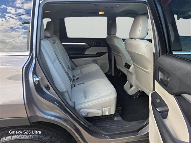 used 2017 Toyota Highlander car, priced at $19,881