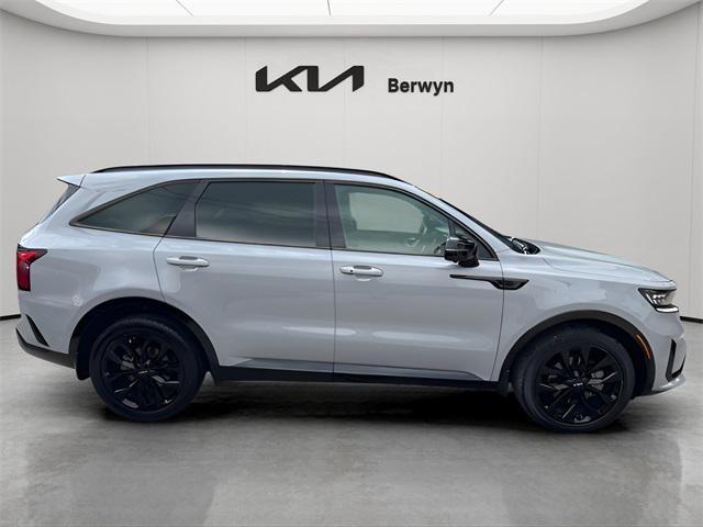 used 2022 Kia Sorento car, priced at $28,723