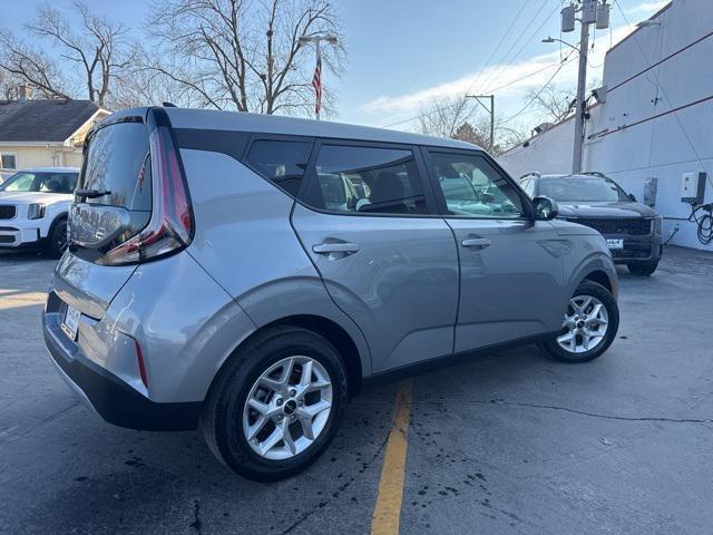 used 2024 Kia Soul car, priced at $17,600