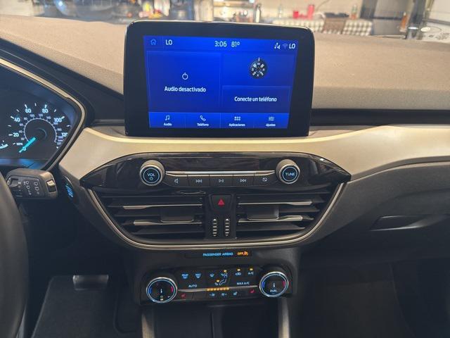 used 2022 Ford Escape car, priced at $20,923