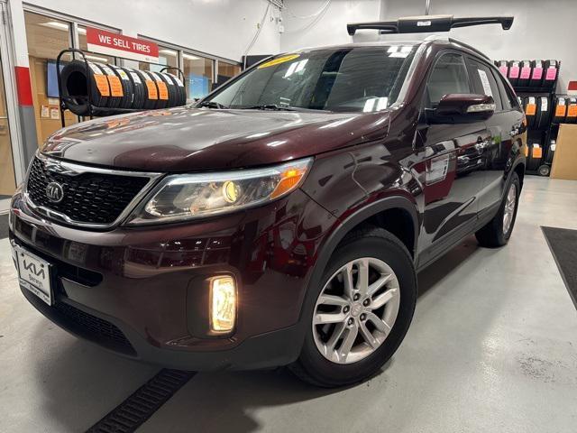 used 2014 Kia Sorento car, priced at $9,988