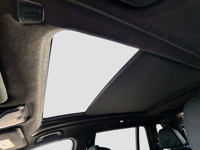 new 2026 BMW X7 car, priced at $100,750