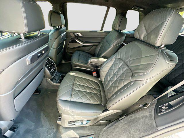 new 2026 BMW X7 car, priced at $100,750
