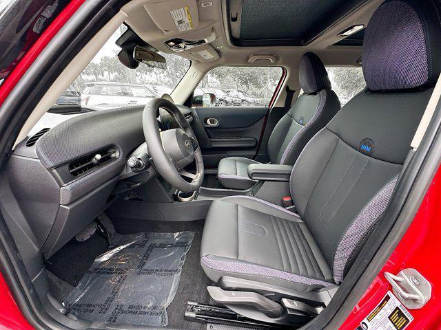 new 2025 MINI Hardtop car, priced at $36,595