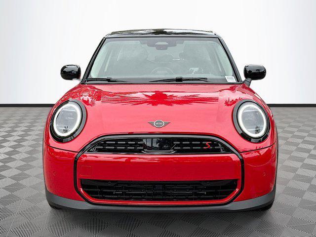 new 2025 MINI Hardtop car, priced at $36,595