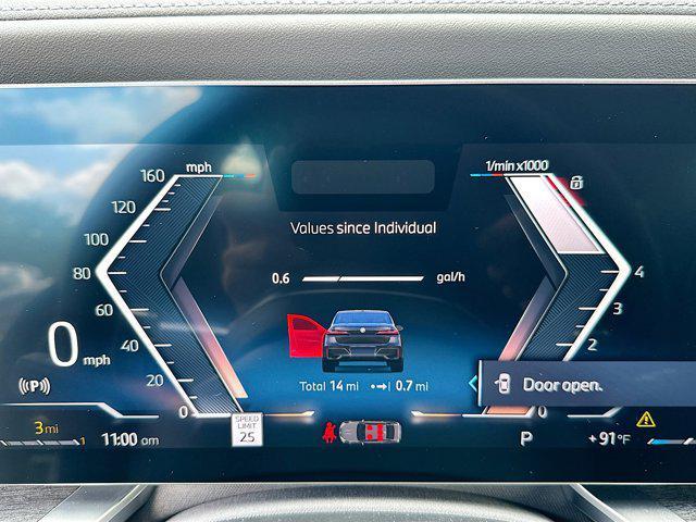 new 2025 BMW 760 car, priced at $138,195