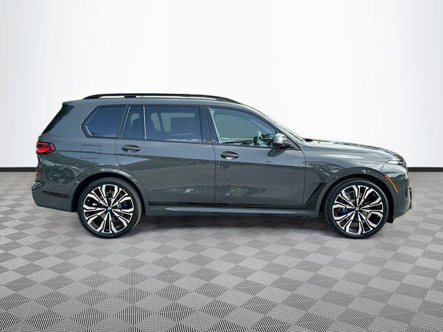 new 2026 BMW X7 car, priced at $105,450