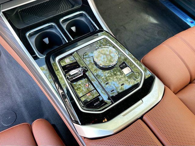 new 2025 BMW 760 car, priced at $138,325