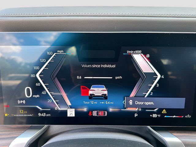 new 2025 BMW 760 car, priced at $138,325