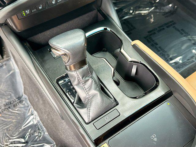 used 2023 Lexus ES 350 car, priced at $38,421