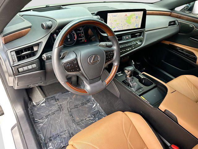 used 2023 Lexus ES 350 car, priced at $38,421