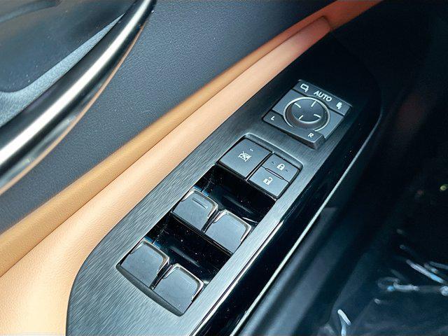 used 2023 Lexus ES 350 car, priced at $38,421