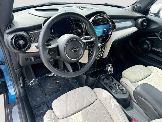 used 2023 MINI Hardtop car, priced at $22,611