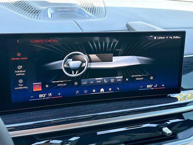 new 2026 BMW X7 car, priced at $125,875