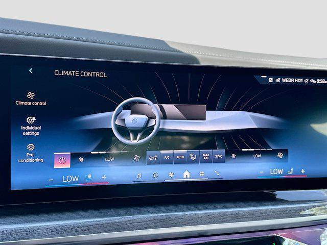 new 2025 BMW 760 car, priced at $141,095