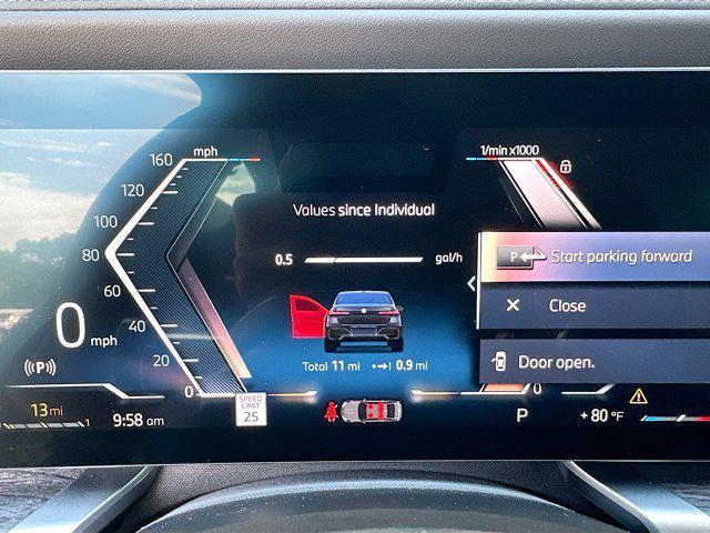 new 2025 BMW 760 car, priced at $141,095