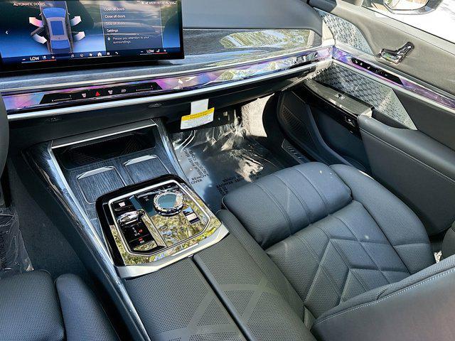 new 2025 BMW 760 car, priced at $141,095