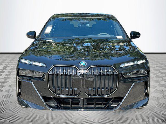 new 2025 BMW 760 car, priced at $141,095
