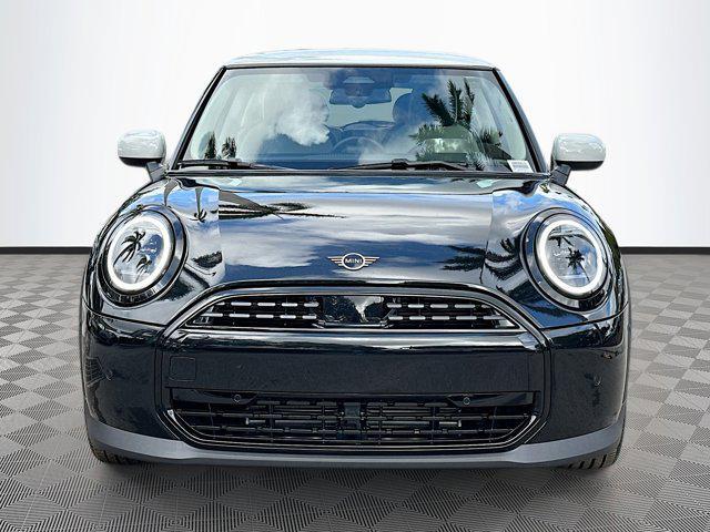 new 2025 MINI Hardtop car, priced at $32,345