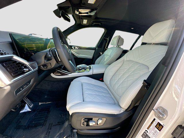 new 2026 BMW X7 car, priced at $98,640