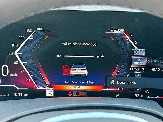 new 2026 BMW X7 car, priced at $98,640