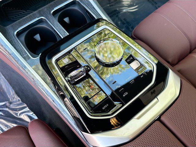 new 2025 BMW 760 car, priced at $140,145