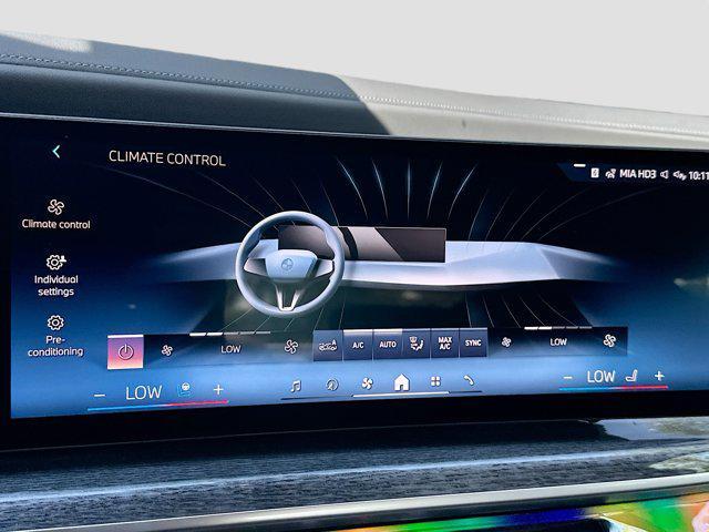 new 2025 BMW 760 car, priced at $140,145