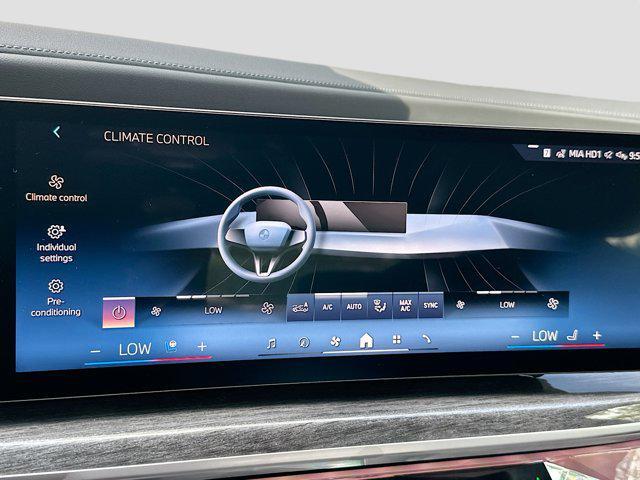 new 2025 BMW 760 car, priced at $143,175