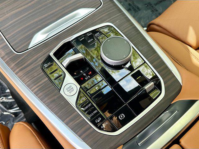 new 2026 BMW X7 car, priced at $98,500