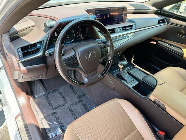 used 2019 Lexus ES 300h car, priced at $29,695