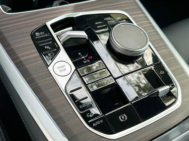 new 2025 BMW X5 PHEV car, priced at $77,110