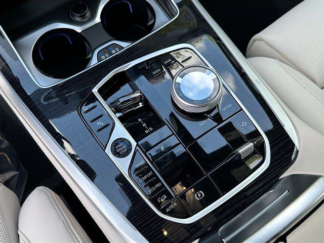 new 2026 BMW X7 car, priced at $128,975