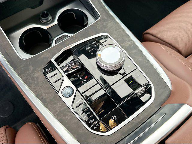 new 2026 BMW X7 car, priced at $120,640