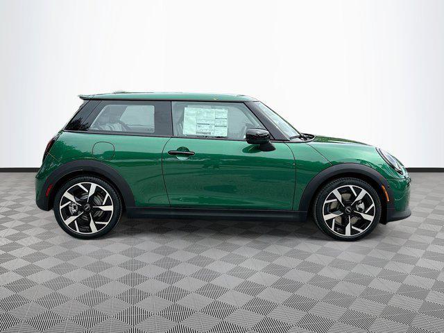 new 2025 MINI Hardtop car