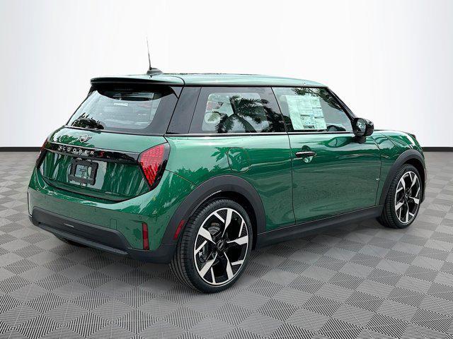 new 2025 MINI Hardtop car