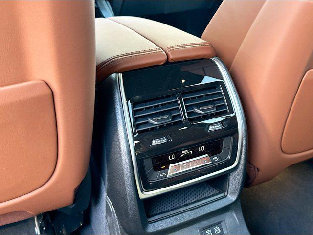 new 2026 BMW X7 car, priced at $99,790