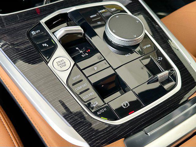 new 2026 BMW X7 car, priced at $95,075