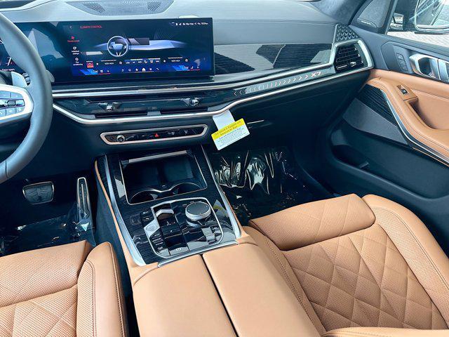 new 2026 BMW X7 car, priced at $95,075