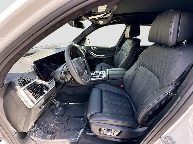 new 2026 BMW X7 car, priced at $103,350