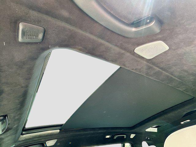 new 2026 BMW X7 car, priced at $126,675