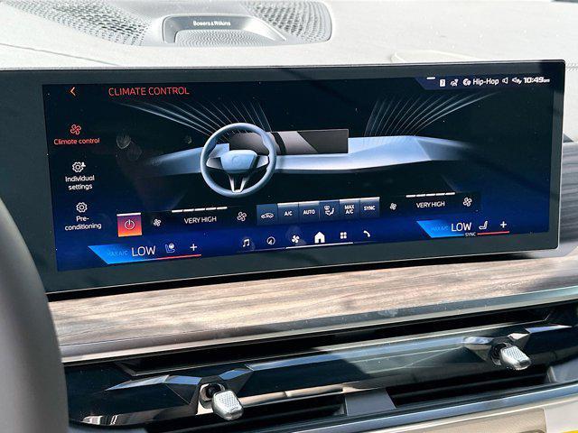 new 2026 BMW X7 car, priced at $126,675