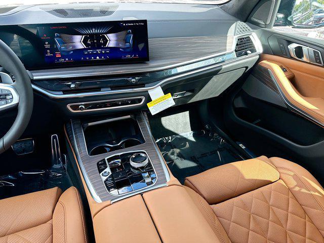 new 2026 BMW X7 car, priced at $98,640