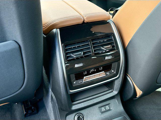 new 2026 BMW X7 car, priced at $98,640