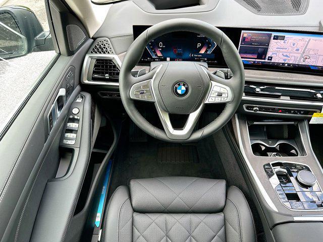 new 2025 BMW X7 car, priced at $92,375