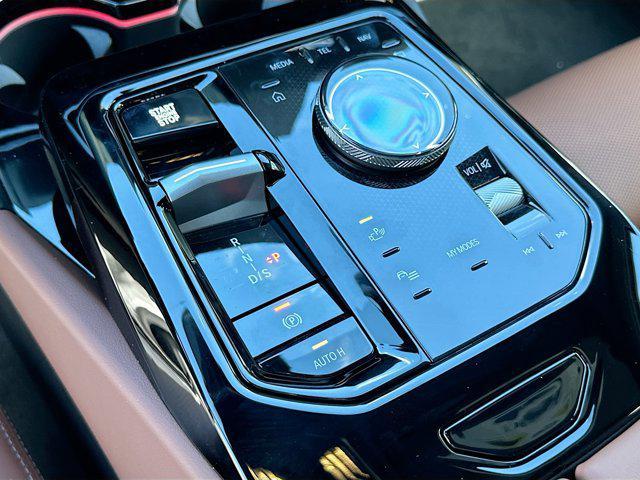 new 2026 BMW 550e car, priced at $86,250