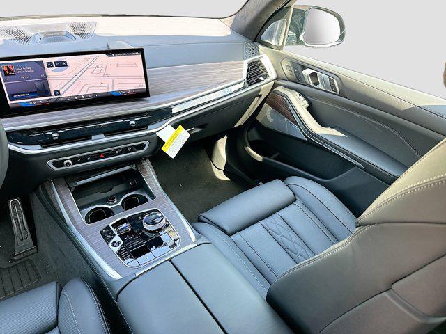 new 2026 BMW X7 car, priced at $126,490