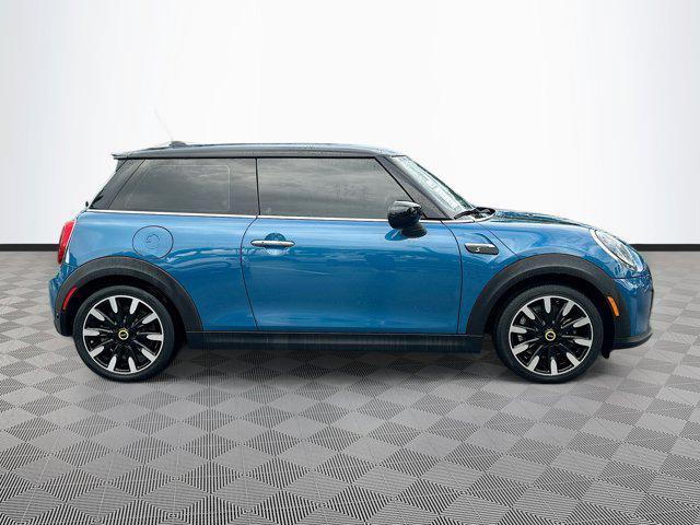 used 2024 MINI Hardtop car, priced at $22,431