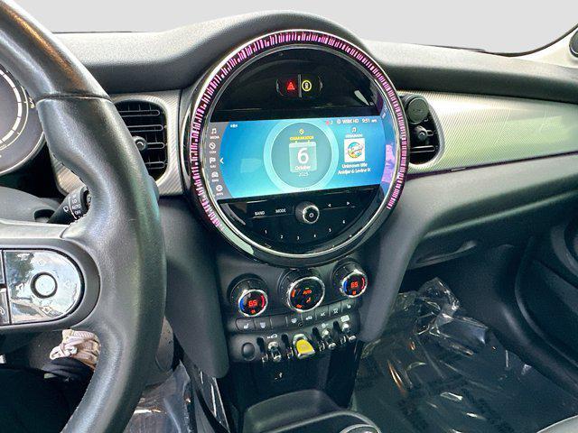 used 2024 MINI Hardtop car, priced at $22,431