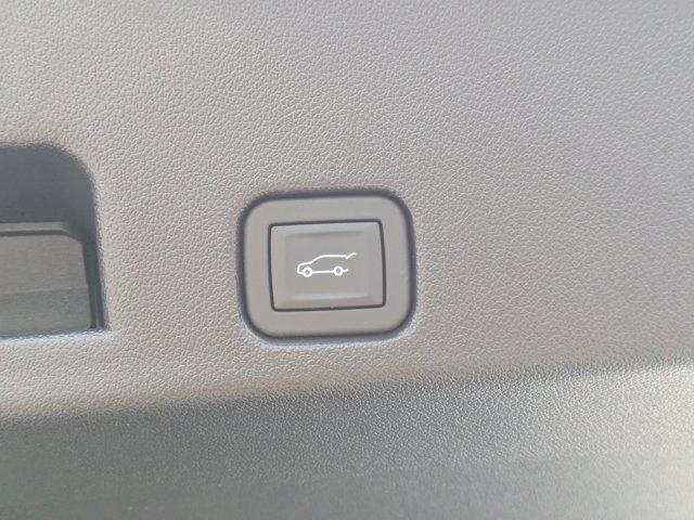 new 2026 Chevrolet Traverse car, priced at $59,490